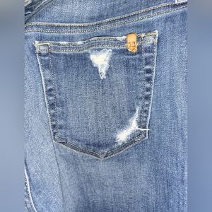 JOE'S JEANS SHORTS SZ 29 PREOWNED DISTRESSED  STYLE WOMEN'S
